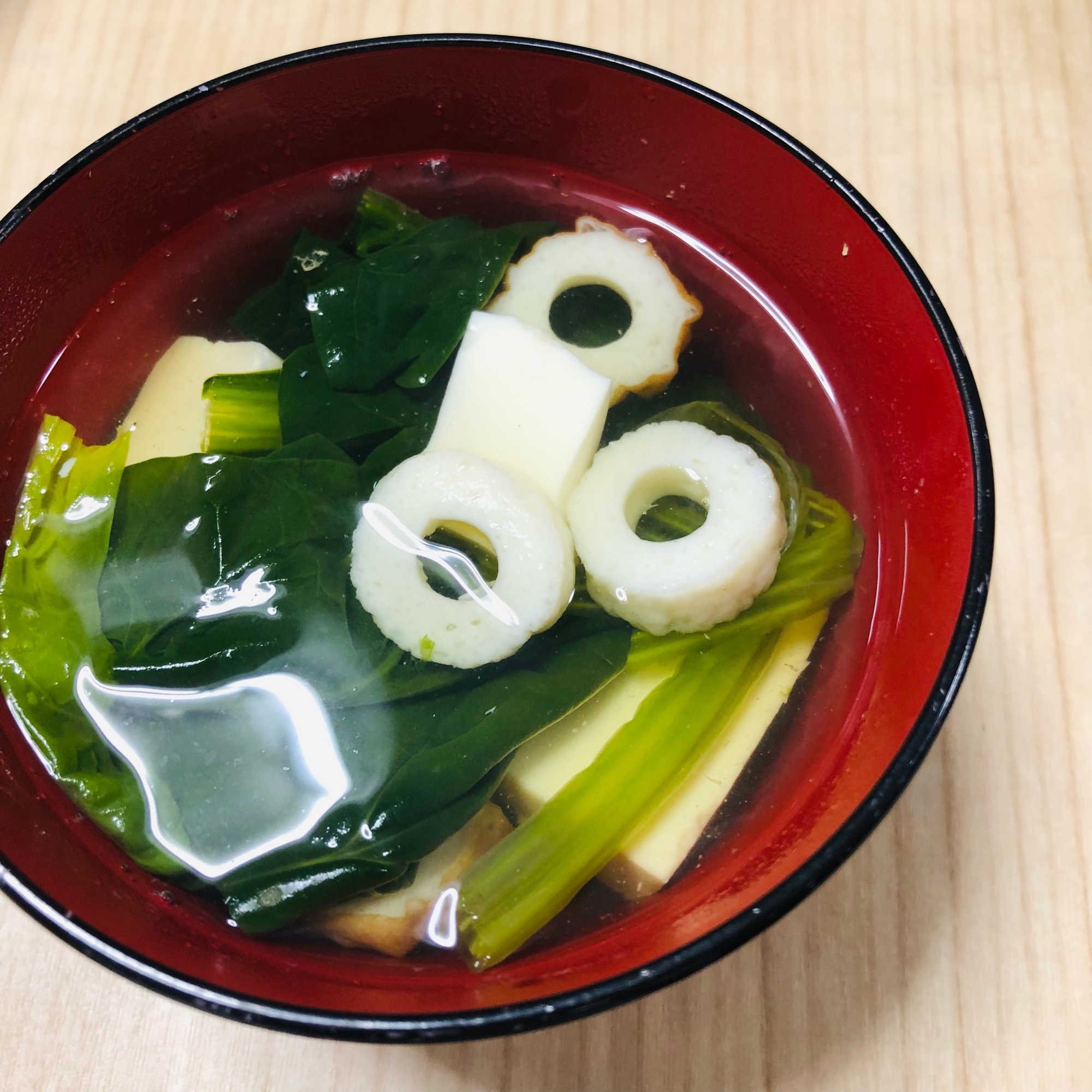 ちくわと豆腐とほうれん草のお吸い物