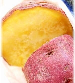 さつまいも レンジでホックホクふかし芋 焼き芋 レシピ 作り方 By P E R I N C O 楽天レシピ さつまいも レンジでホックホクふかし芋 焼き芋 レシピ 作り方 By P E R I N C O 楽天レシピ