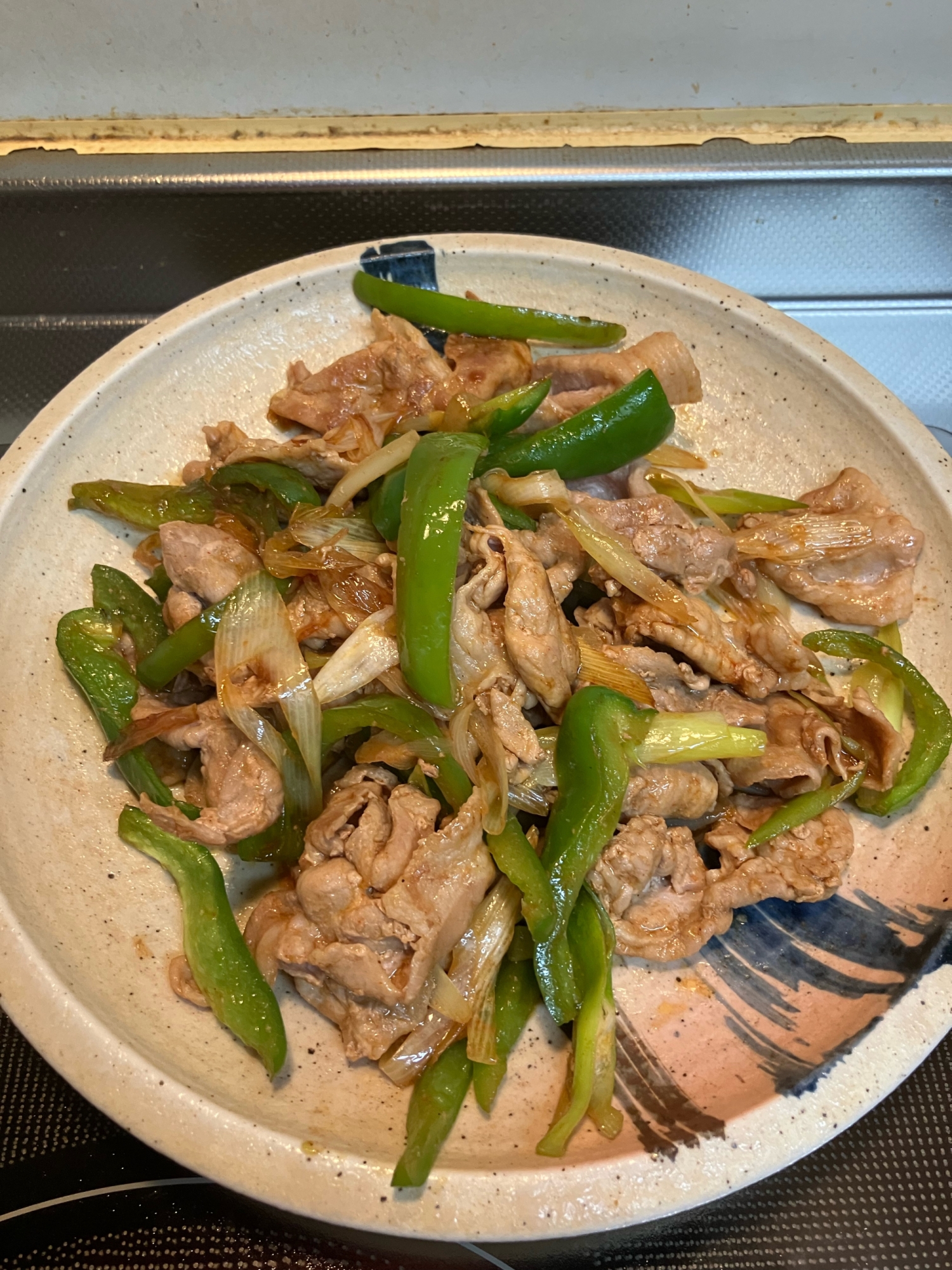 豚肉とピーマンと長ネギの甘辛炒め^_^