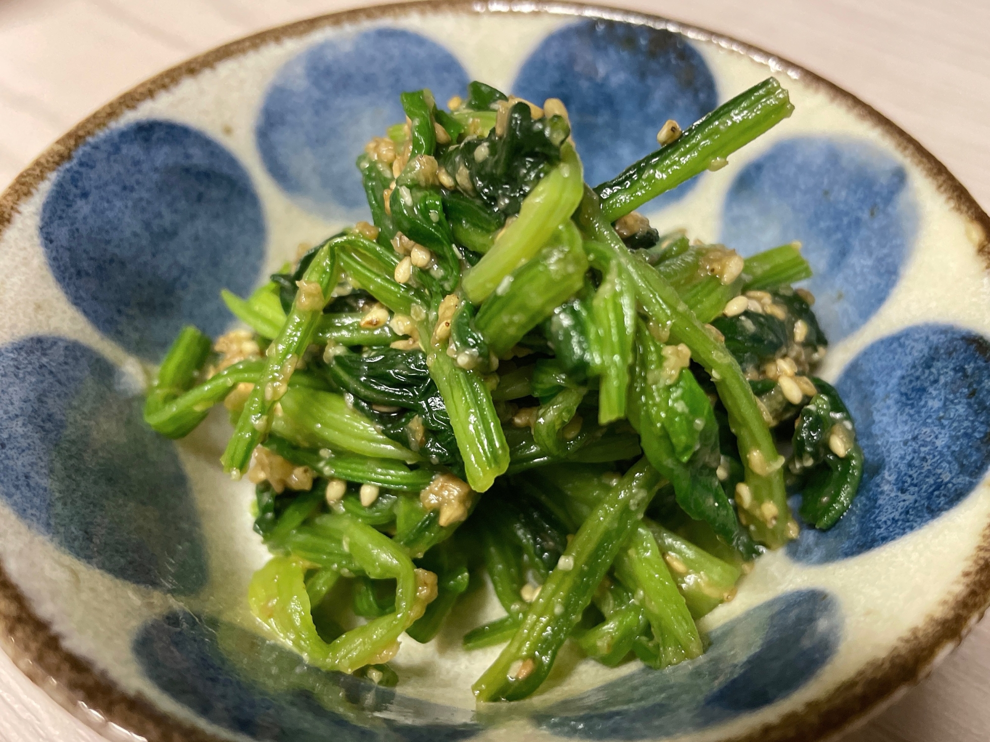 【いつもの味に飽きたら】味噌味でほうれん草胡麻和え