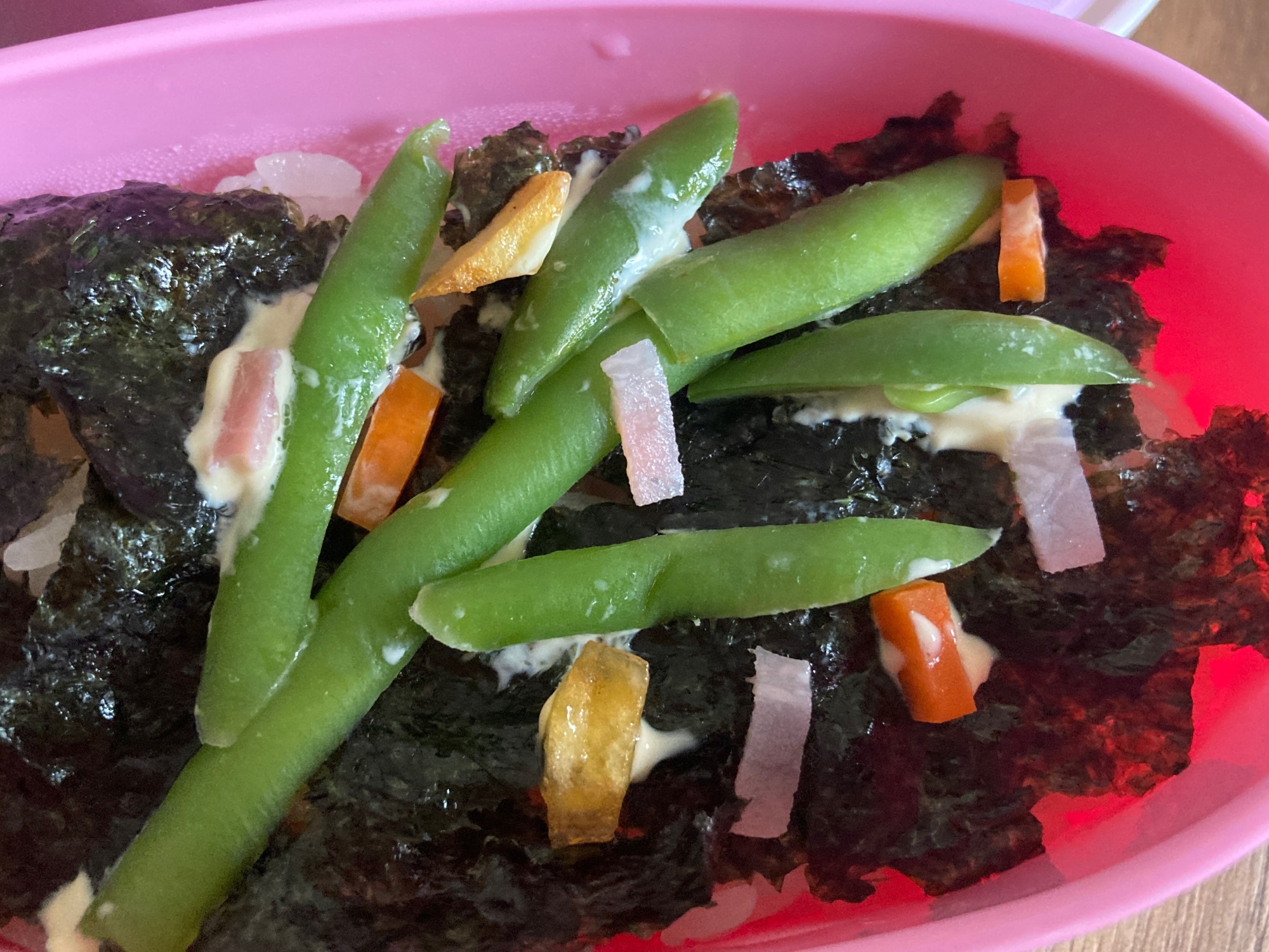 インゲンで、笹の葉さらさら七夕弁当