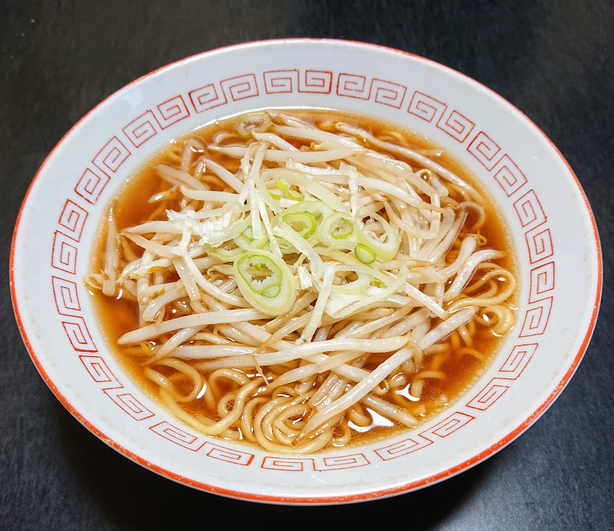 中華三昧☆炒めもやしの広東風醤油ラーメン