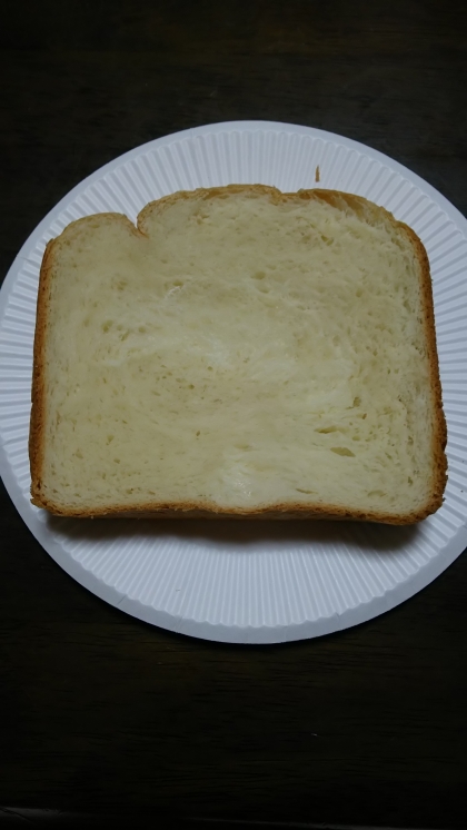しっとりクリーミー生クリーム食パン