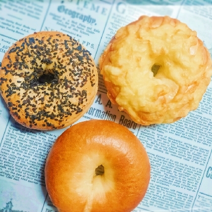 チーズ の他にごまや プレーンも作ってみました!三温糖を使って茹でたらはちみつと同じぐらい 艶が出ますね!
発見しました♡⁠レシピ ありがとうございます♡⁠