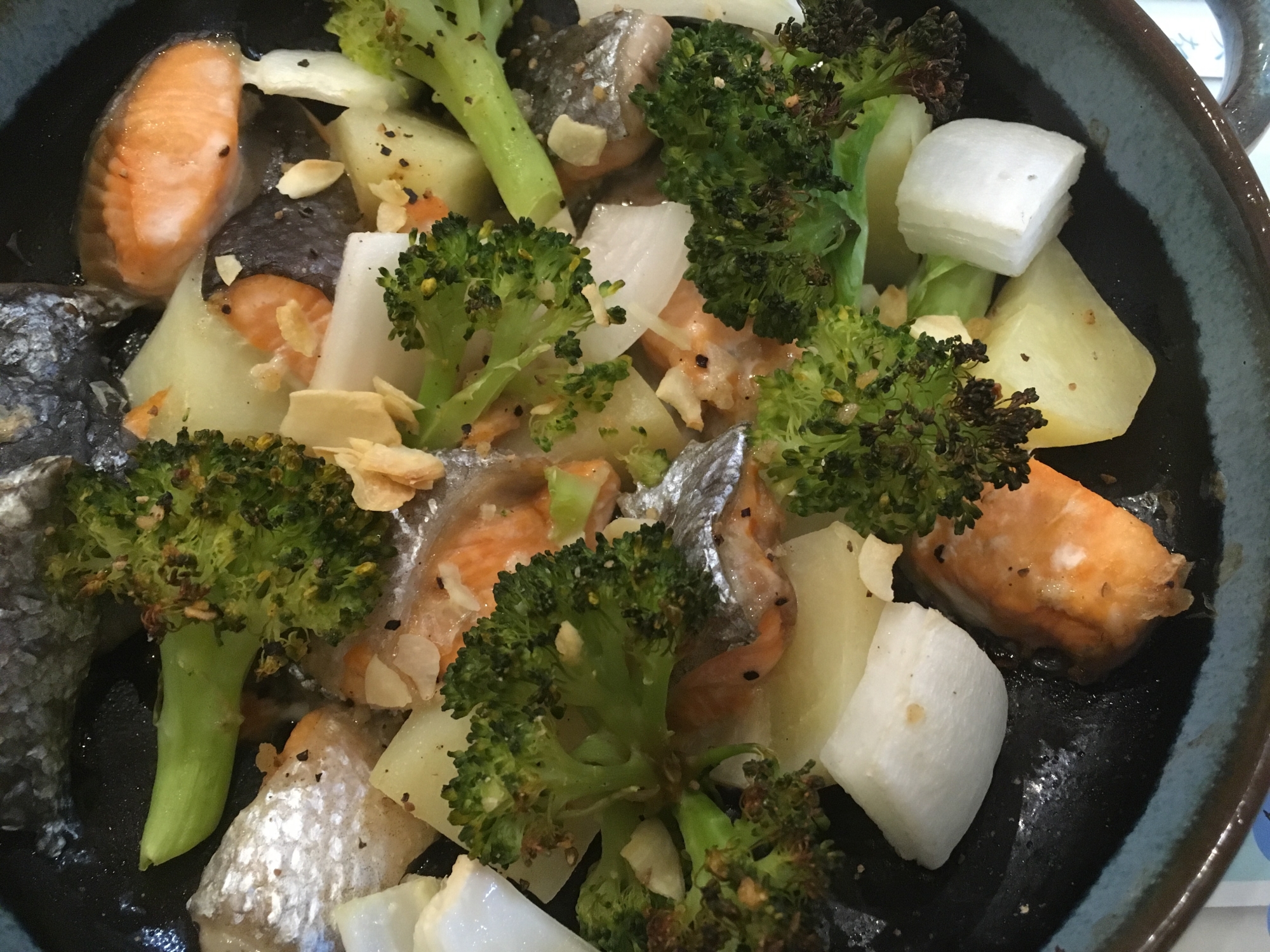 鮭と野菜のぎゅうぎゅう焼き