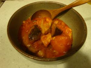 茄子と鶏のトマト煮込み