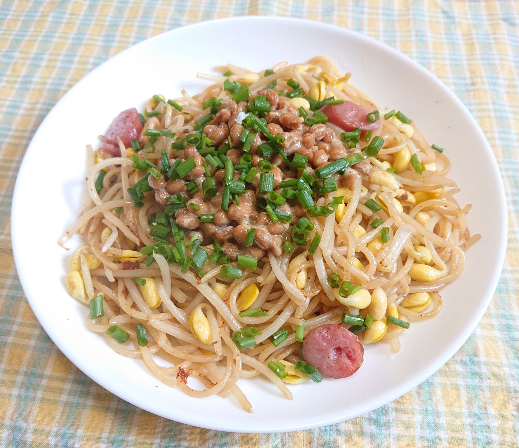 大豆もやしを食べる納豆スパゲッティ