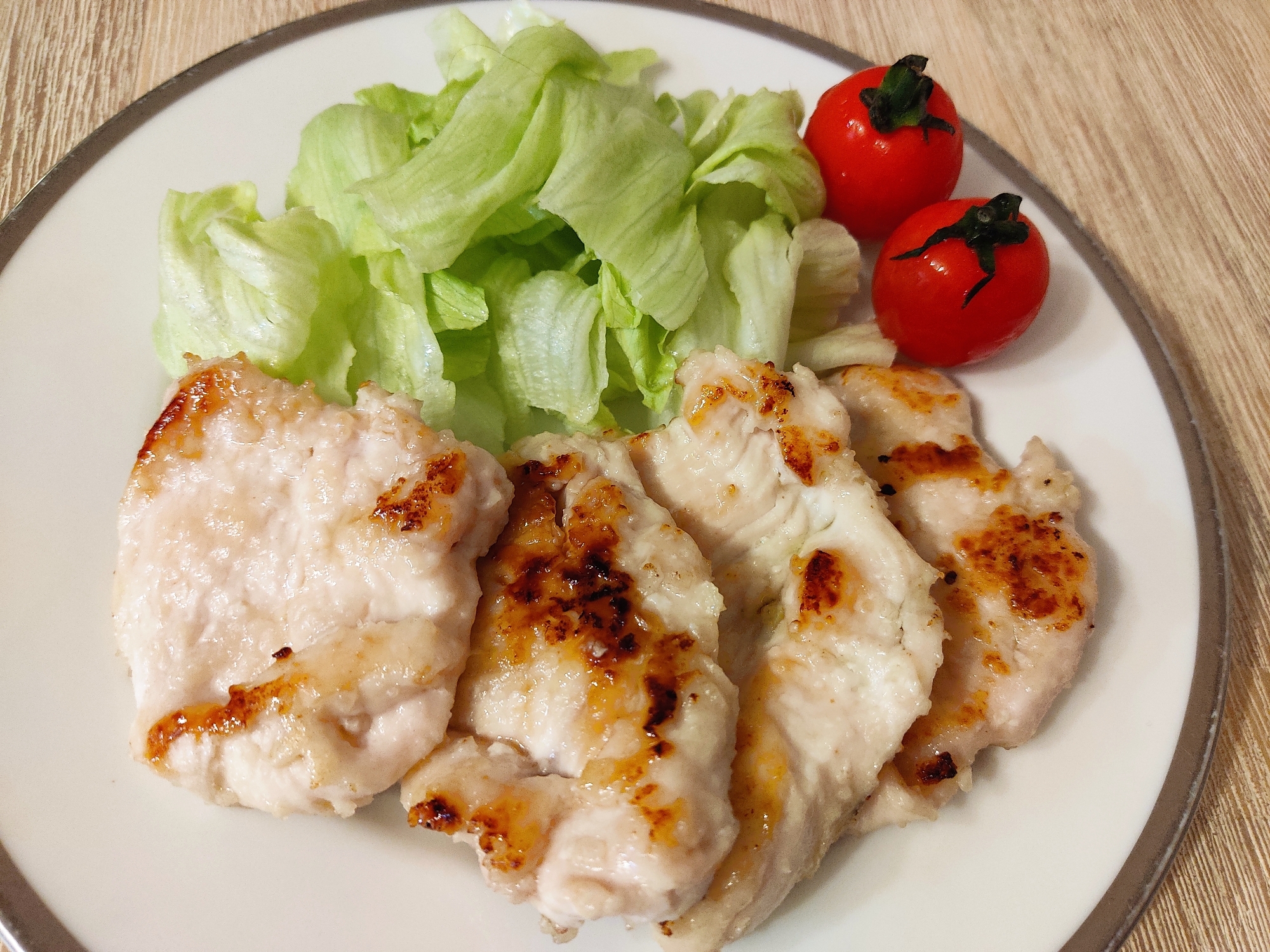 良質なたんぱく質☆鶏むね肉の塩麹焼き