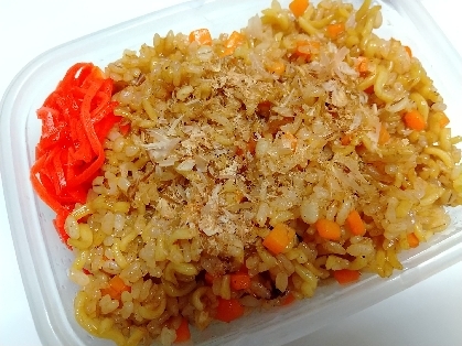 残った焼きそばDeそばめし♫〜毎日簡単！〜