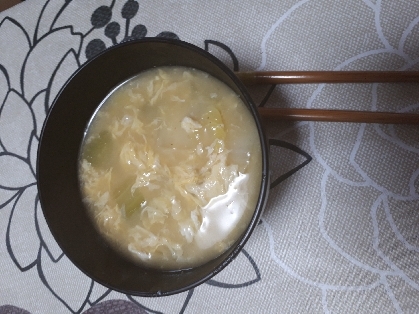 茄子と溶き卵の味噌汁