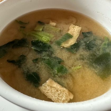 ほうれん草、薄あげの味噌汁