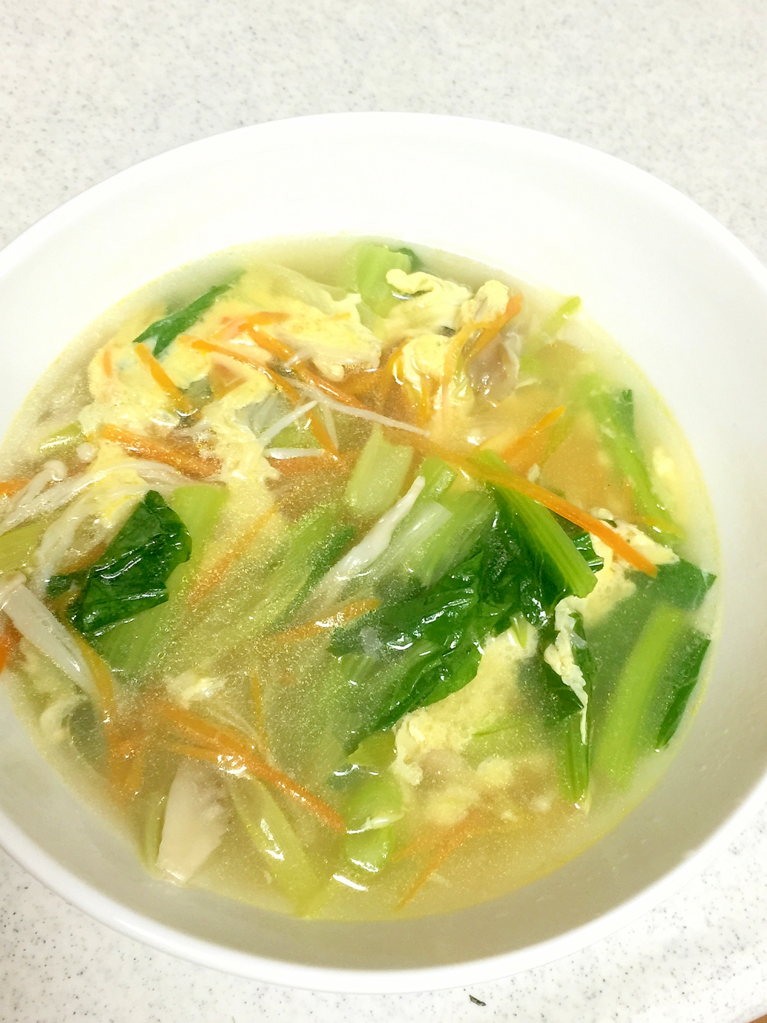 野菜たっぷり中華スープ