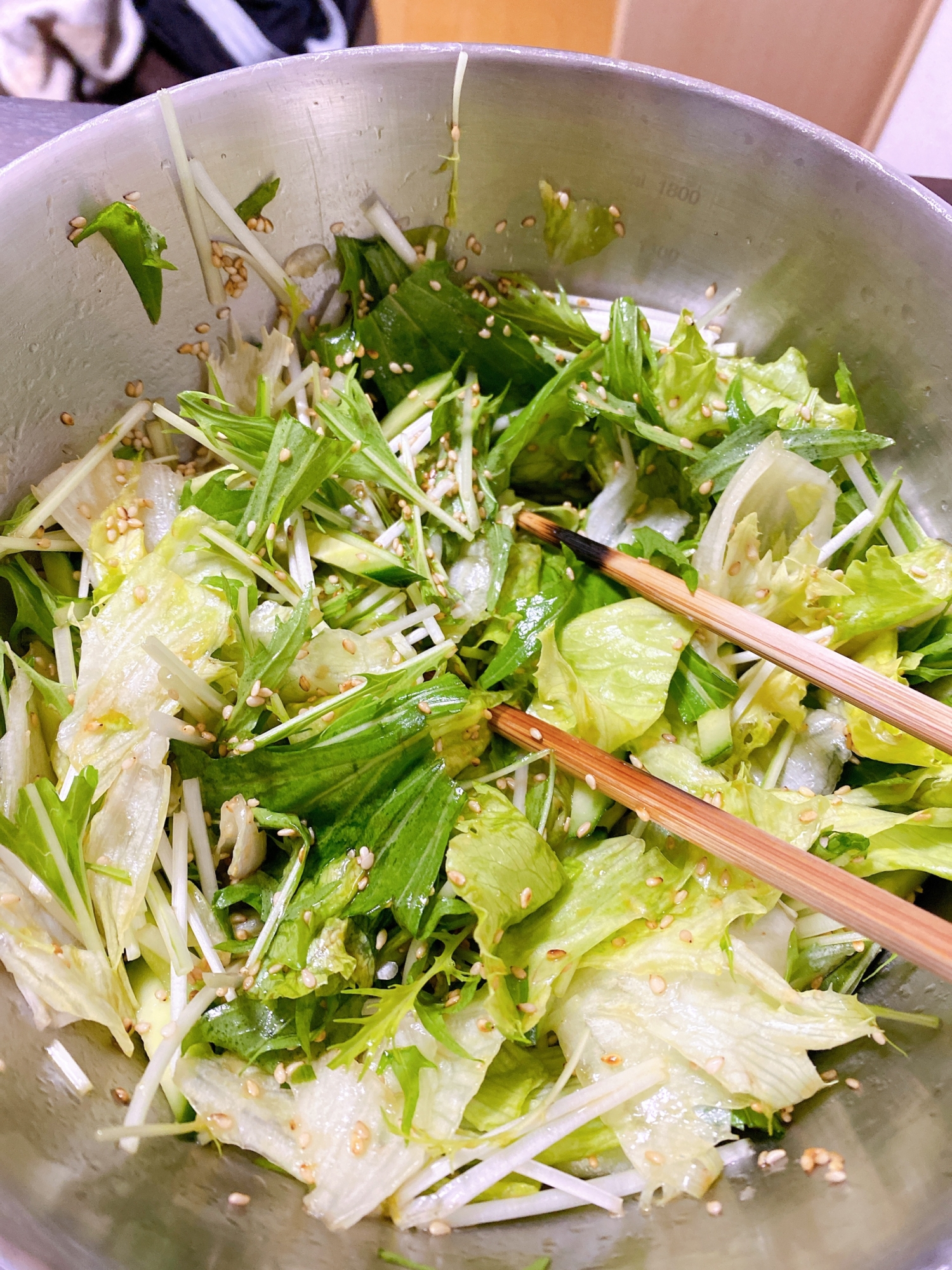 簡単！きゅうりと水菜とレタスのごまチョレギサラダ