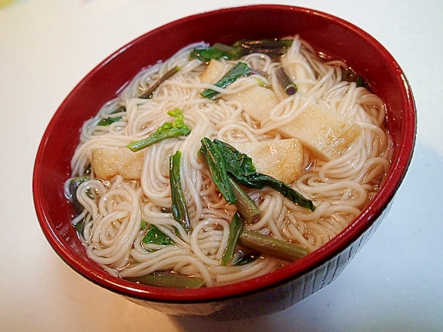 麺つゆで　角天と紅菜苔のにゅう麺♬