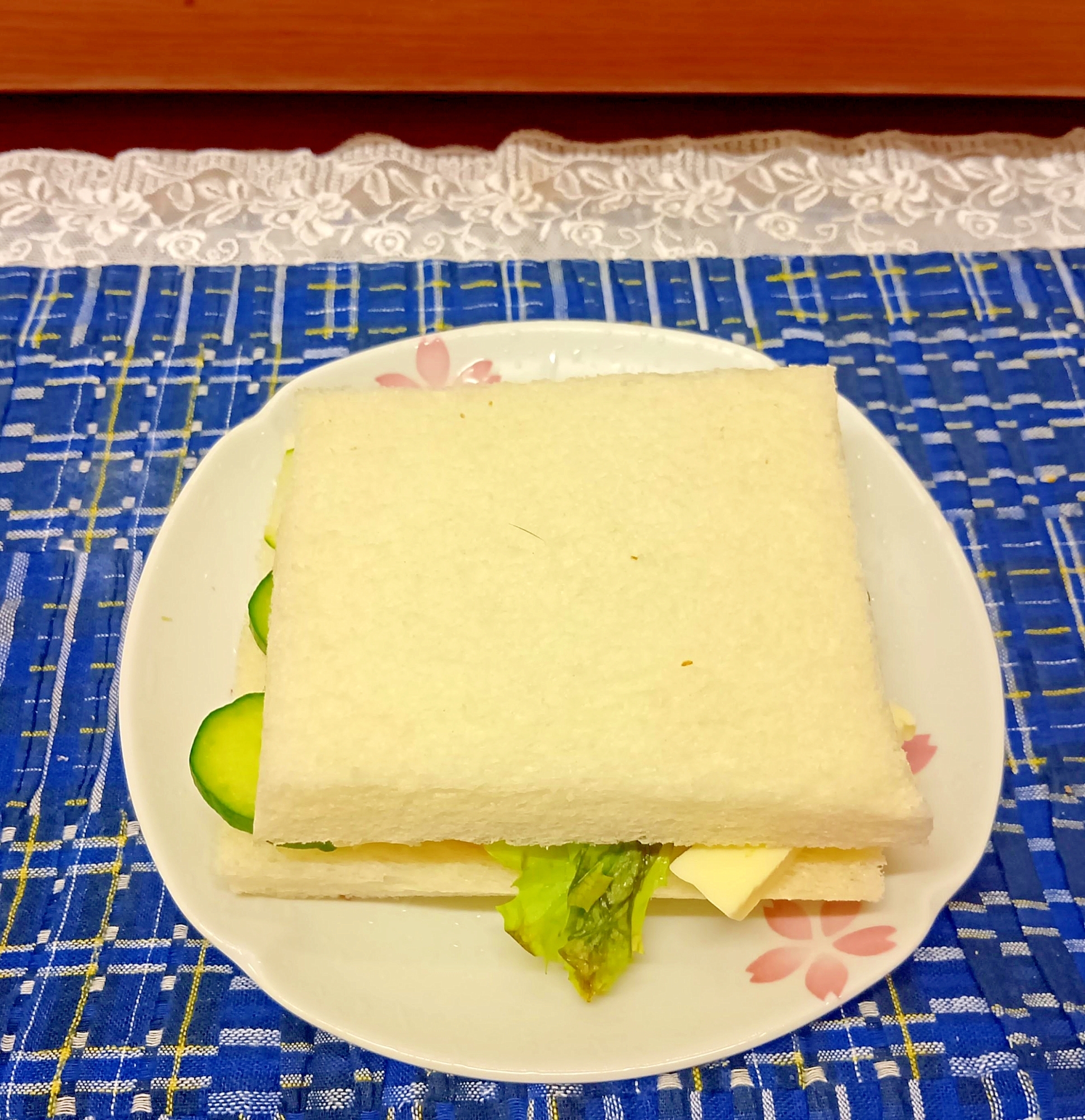 ハムサンドイッチ