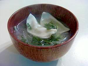 余った餃子で 餃子スープ レシピ 作り方 By きもっちもちもち 楽天レシピ