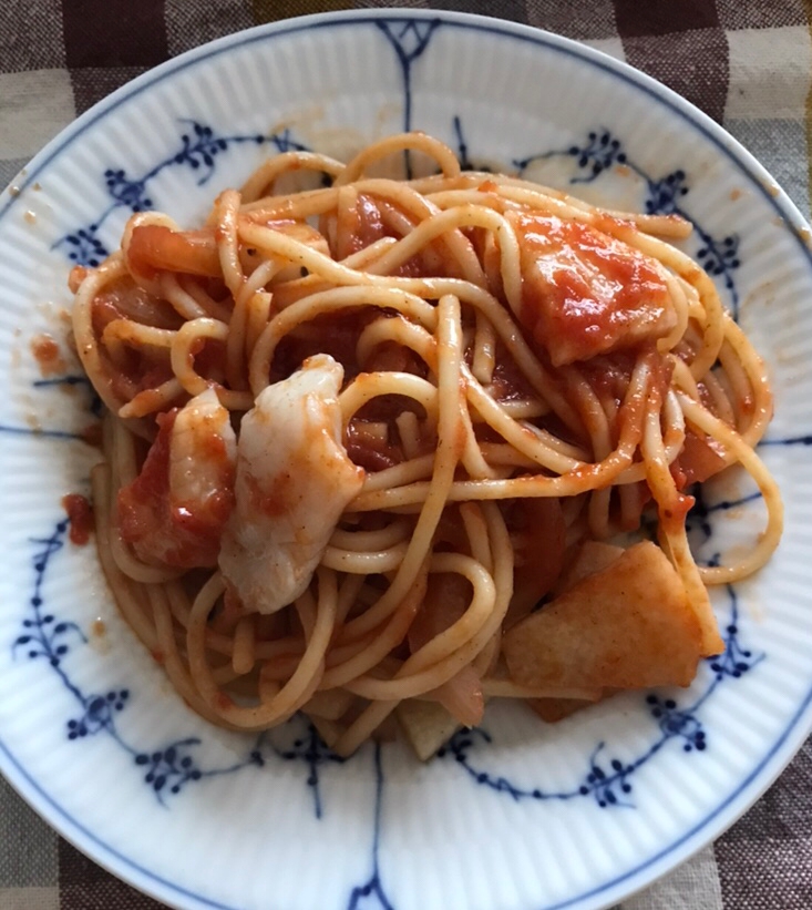 ホゴメバルと長芋のトマトソースパスタ