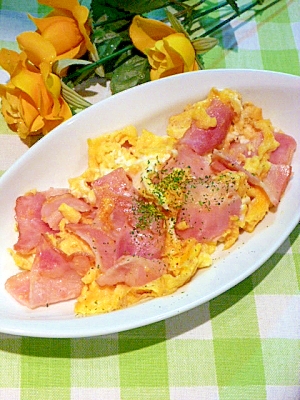 忙しい朝食に ベーコンスクランブルエッグ レシピ 作り方 By まめもにお 楽天レシピ 忙しい朝食に ベーコンスクランブルエッグ レシピ 作り方 By まめもにお 楽天レシピ