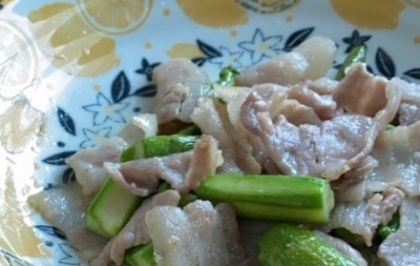 豚バラと小松菜の炒め物