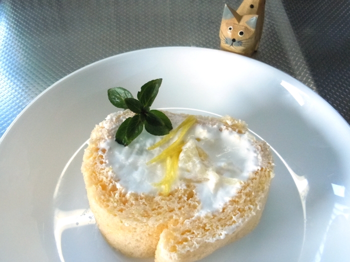 日向夏、はるかで作る爽やかヨーグルトロールケーキ♪
