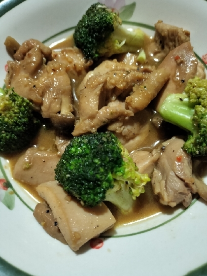 速攻晩御飯♪鶏肉とブロッコリーのオイスター炒め