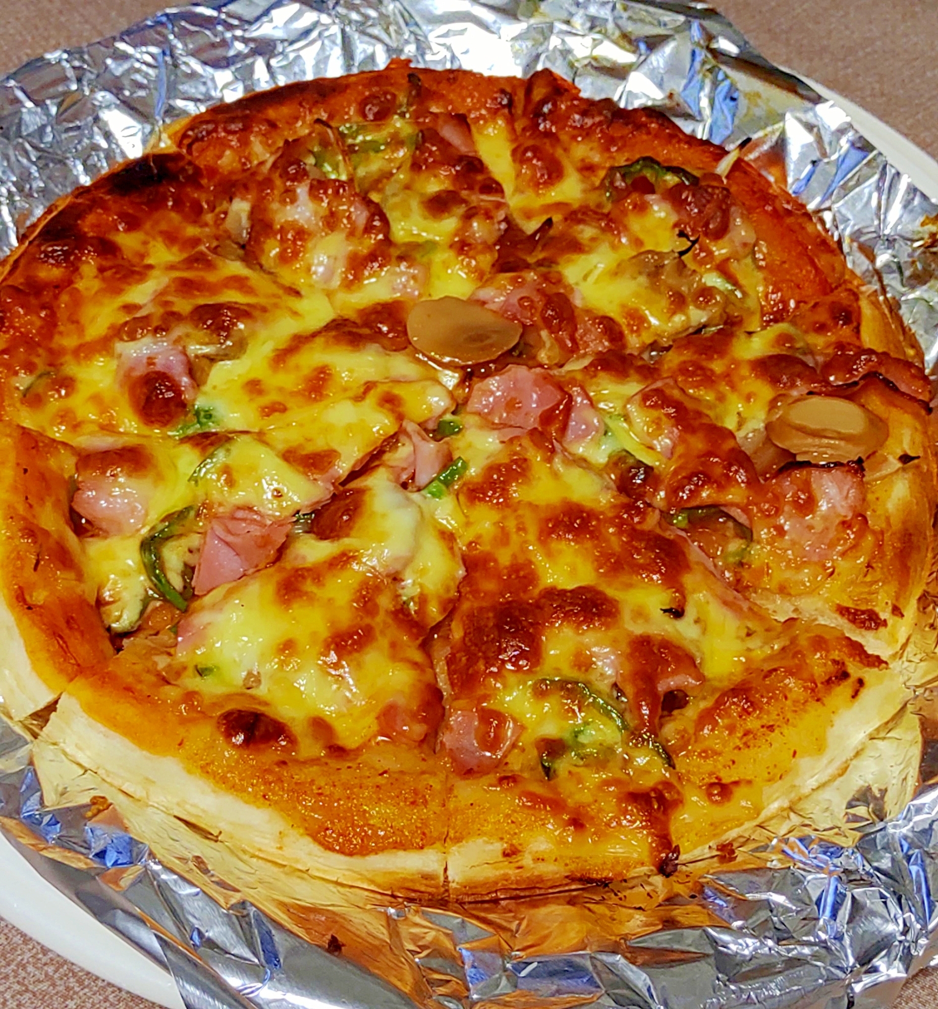 手作りピザ