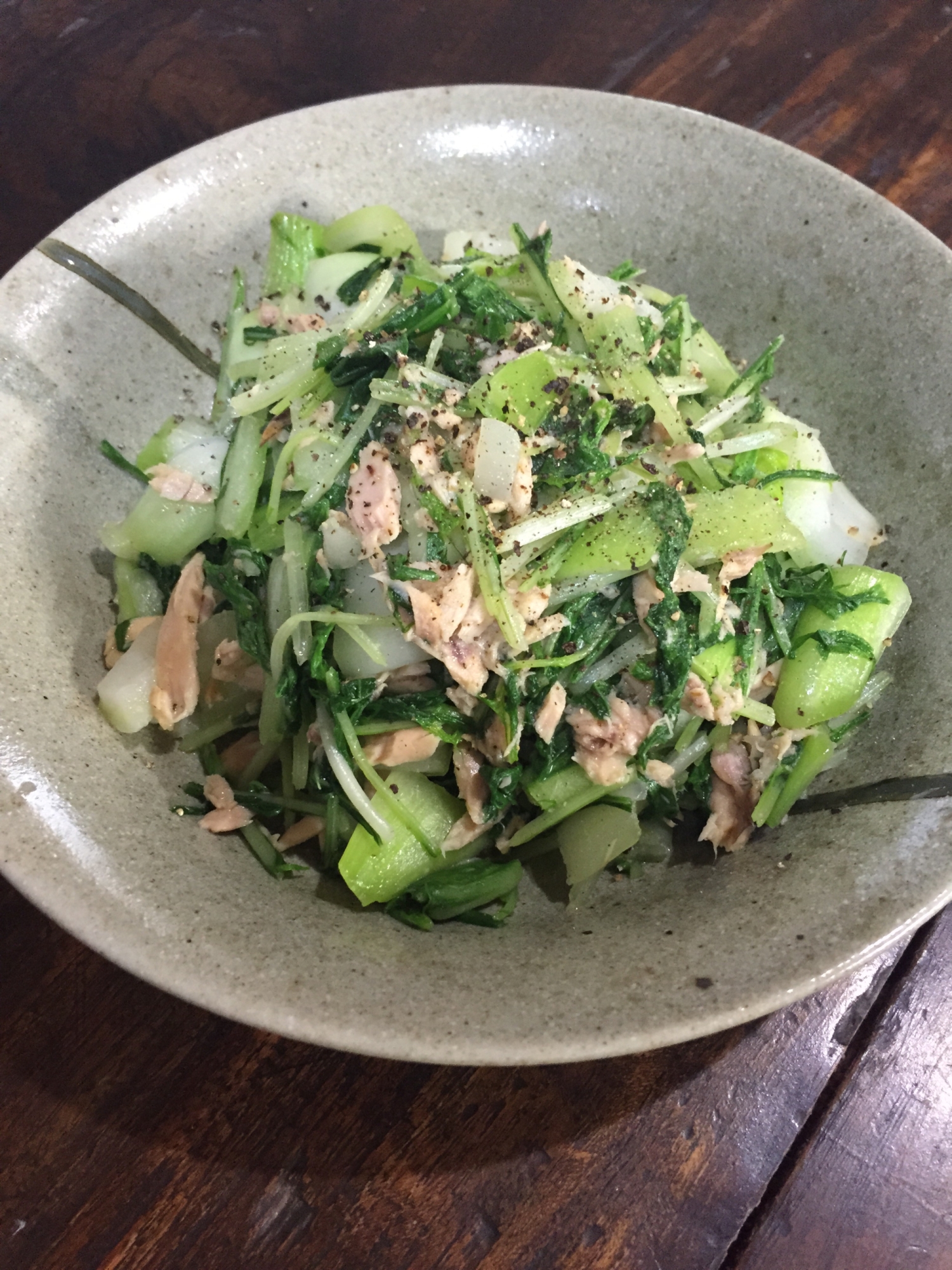 チンゲンサイと水菜とツナの炒め物 レシピ 作り方 By およねこ45 楽天レシピ