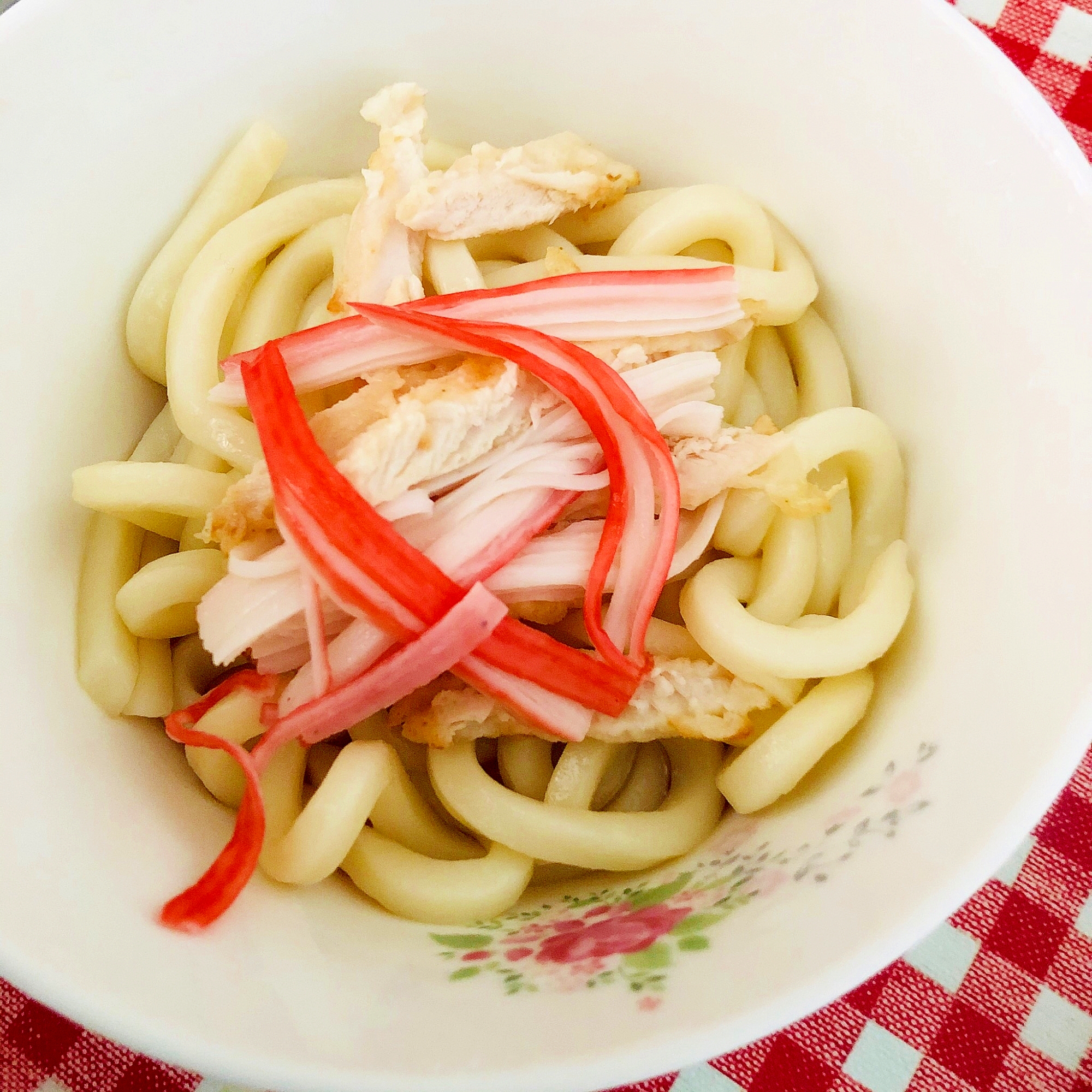 カニカマと鶏肉のうどん