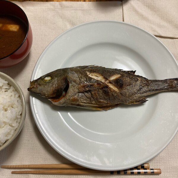 うちのおかず イサキの塩焼き レシピ 作り方 By おいしんぼ 楽天レシピ うちのおかず イサキの塩焼き レシピ 作り方 By おいしんぼ 楽天レシピ