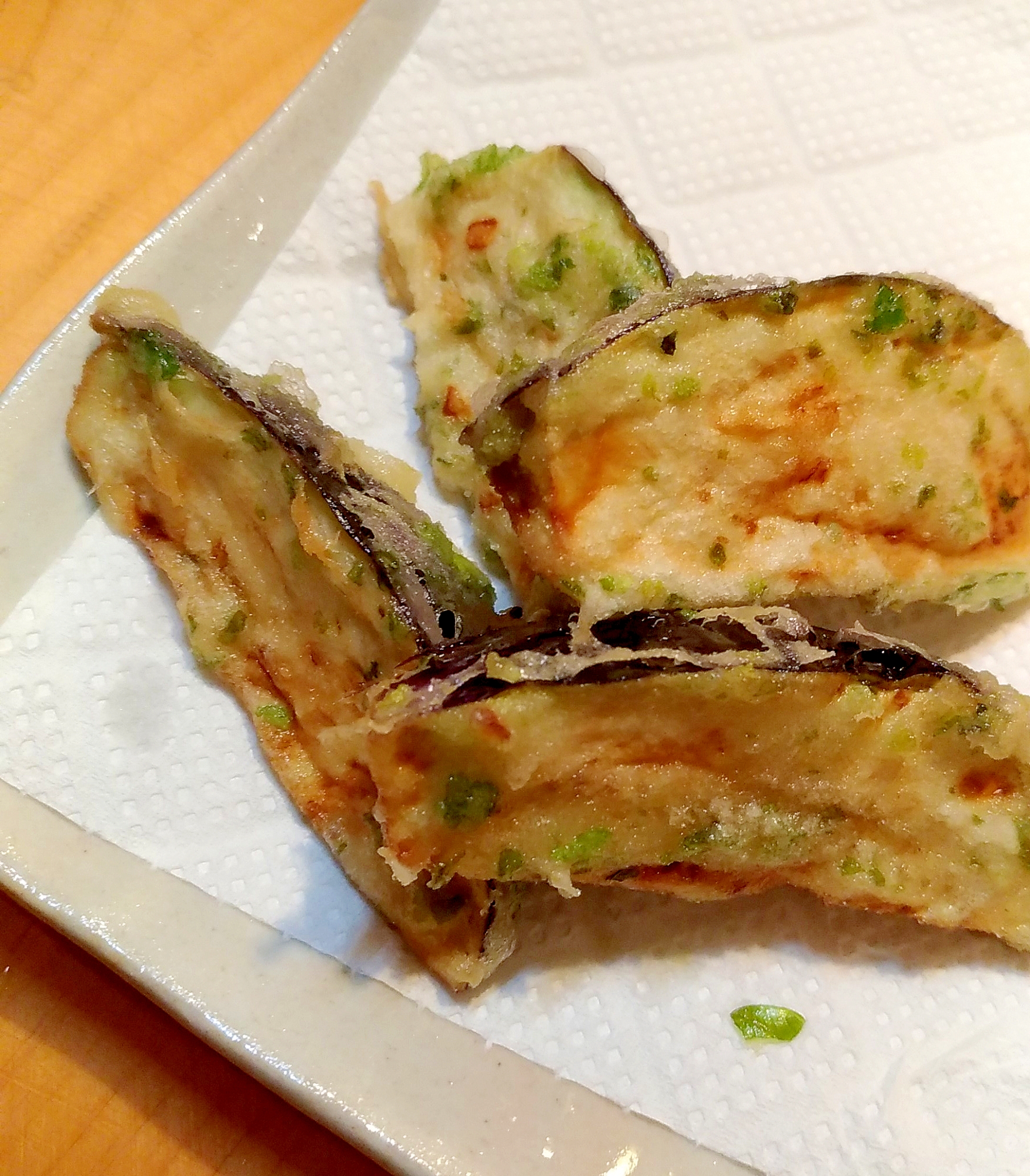 薄力粉でサクサク☆青のり香る♪水茄子の磯辺揚げ