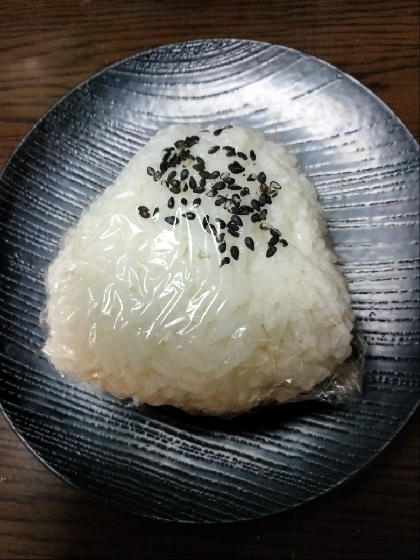 生姜しらす塩昆布入りおにぎり♪