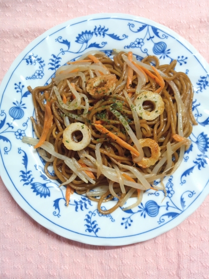 もやしと人参とちくわの焼きそば