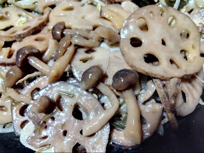 サクサク♡甘酢が美味しい♡れんこんの甘酢炒め