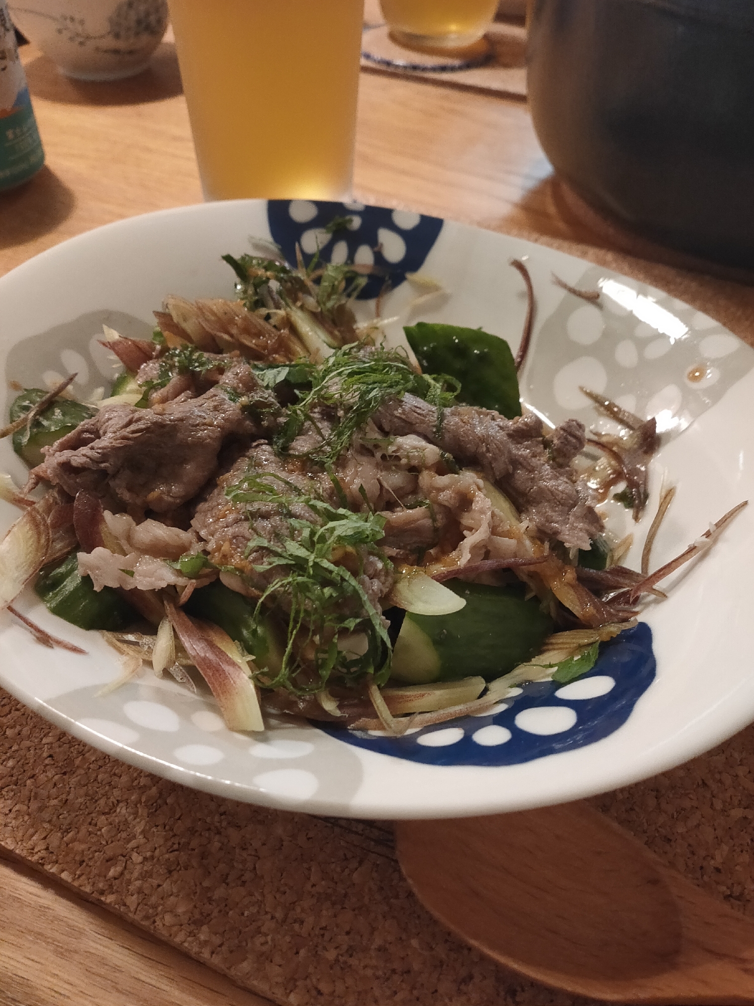 牛肉と豆腐の野菜サラダ