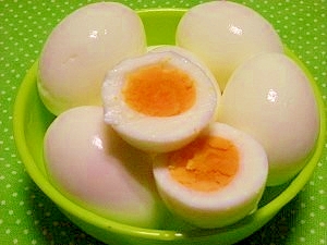 ガチャガチャ熱湯10分☆成功率90％以上☆茹で卵