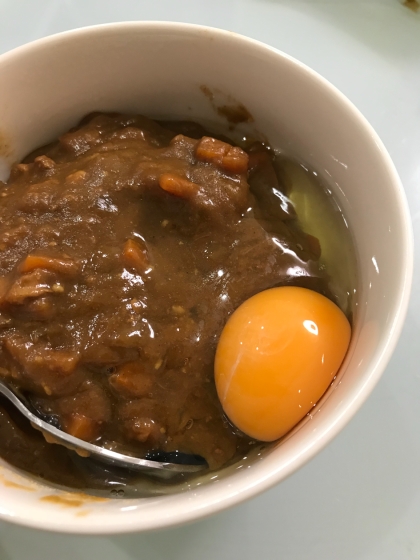 暑い夏に！生卵のスタミナカレー