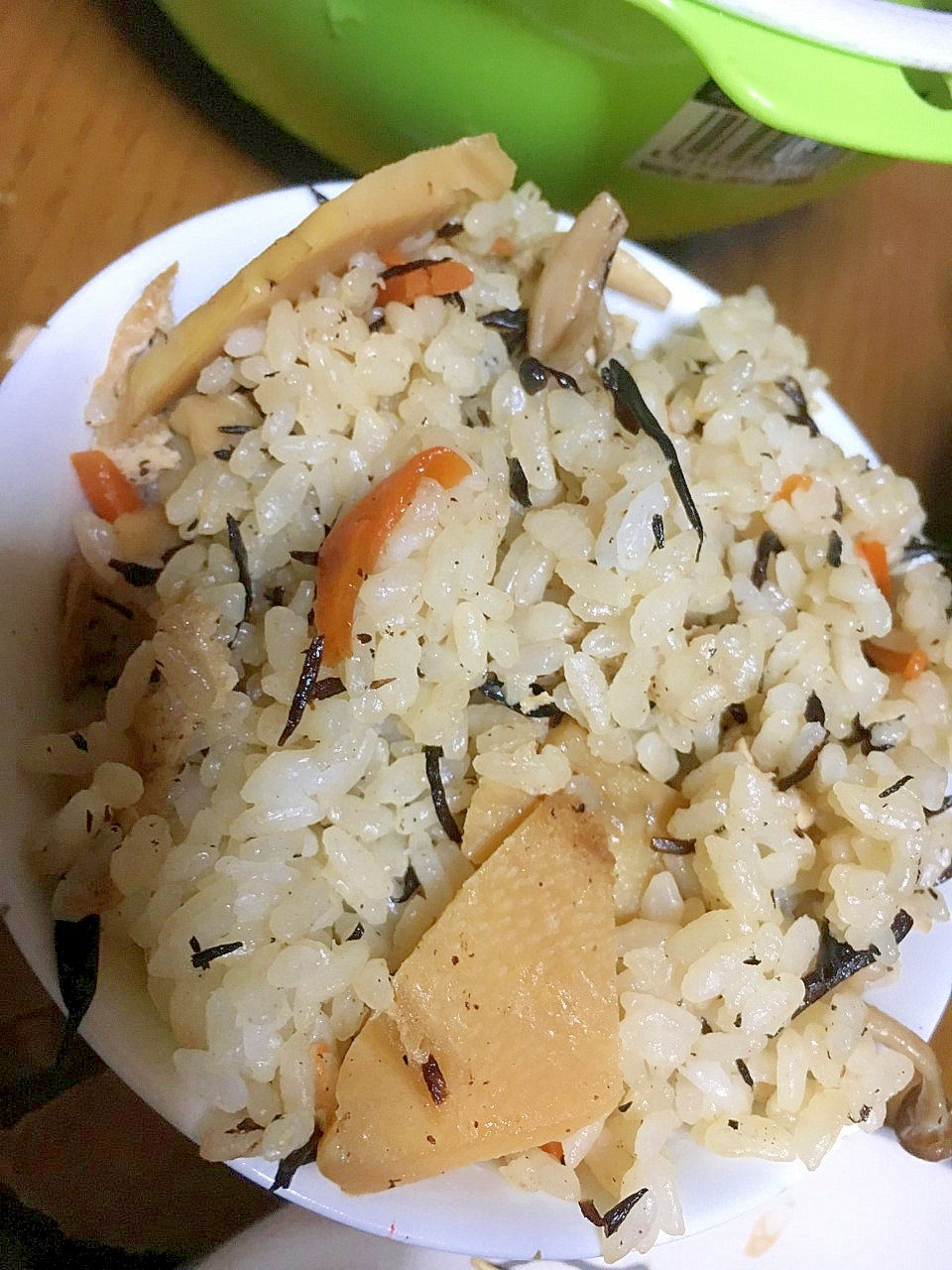 筍とひじきの混ぜご飯