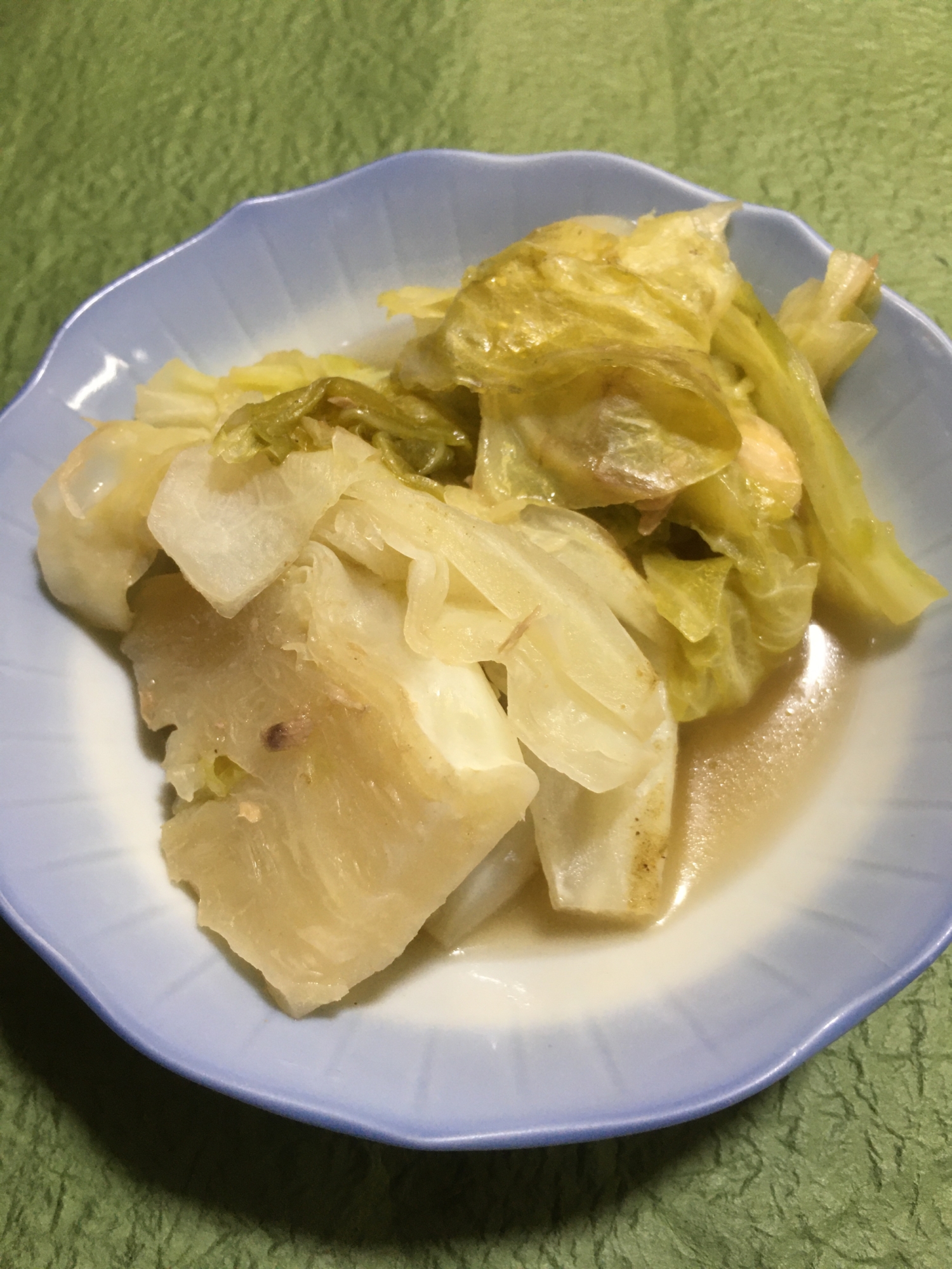 優しい味キャベツのツナの柔らか煮