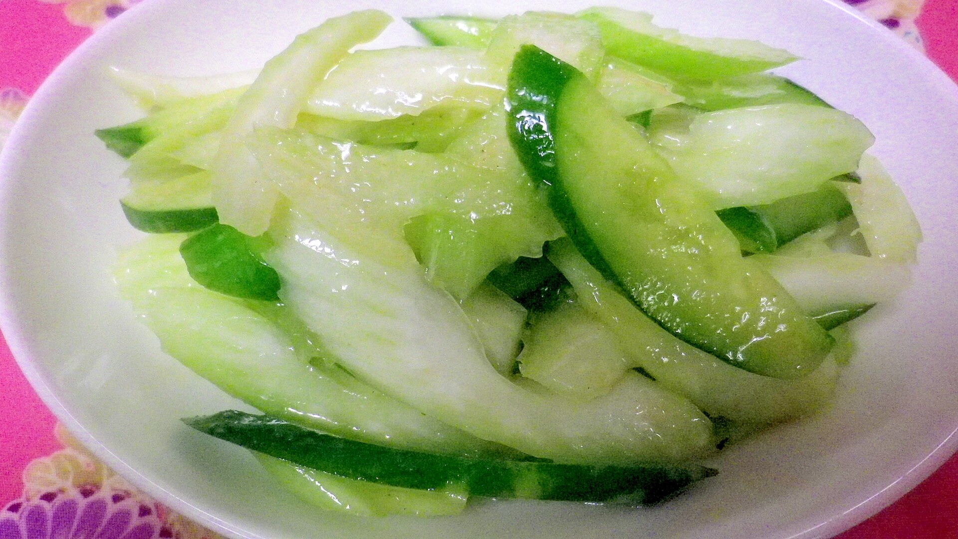 セロリとキュウリのチョレギサラダ レシピ・作り方 by kirin0218