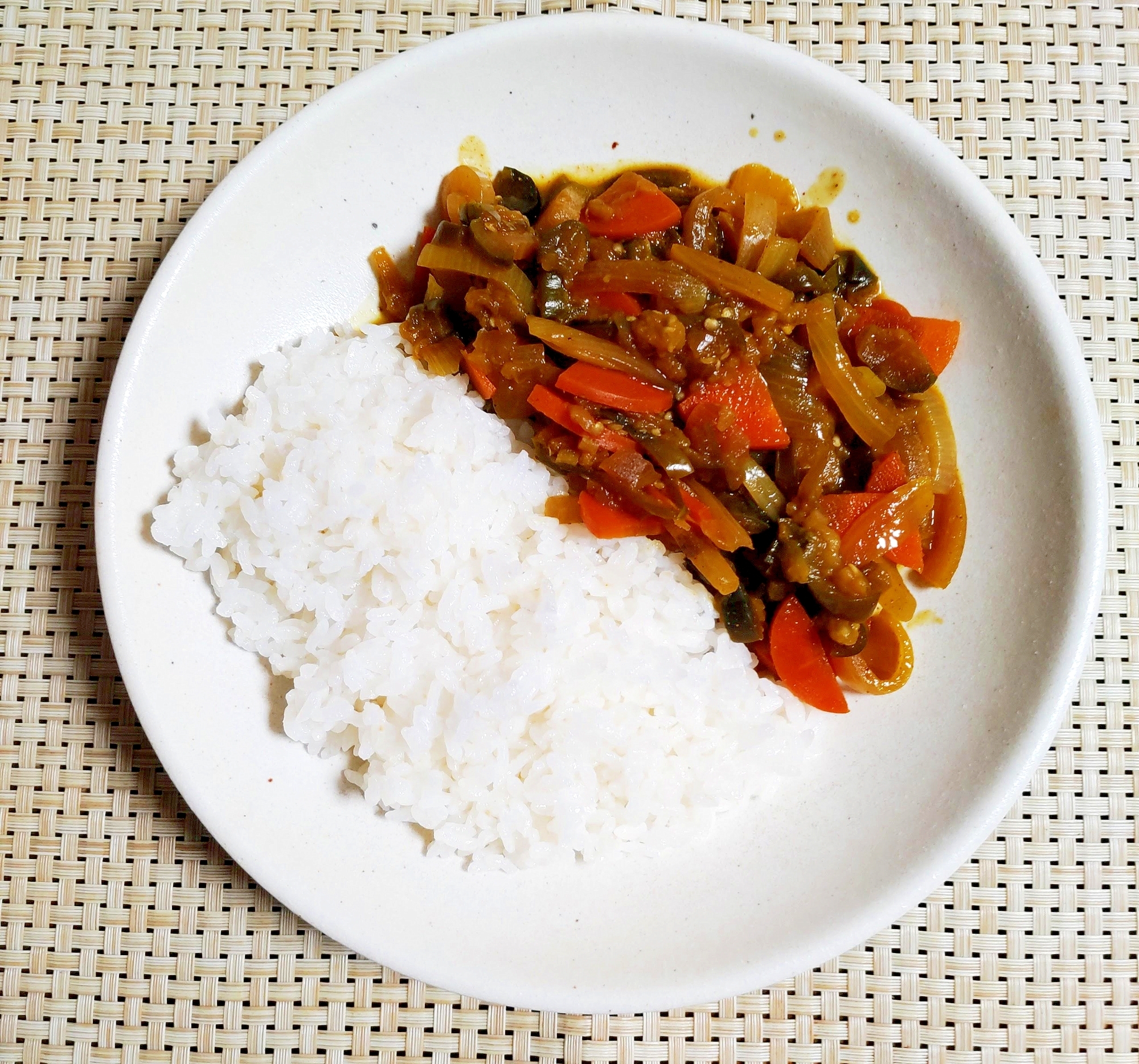 夏野菜たっぷり☆お醤油カレー