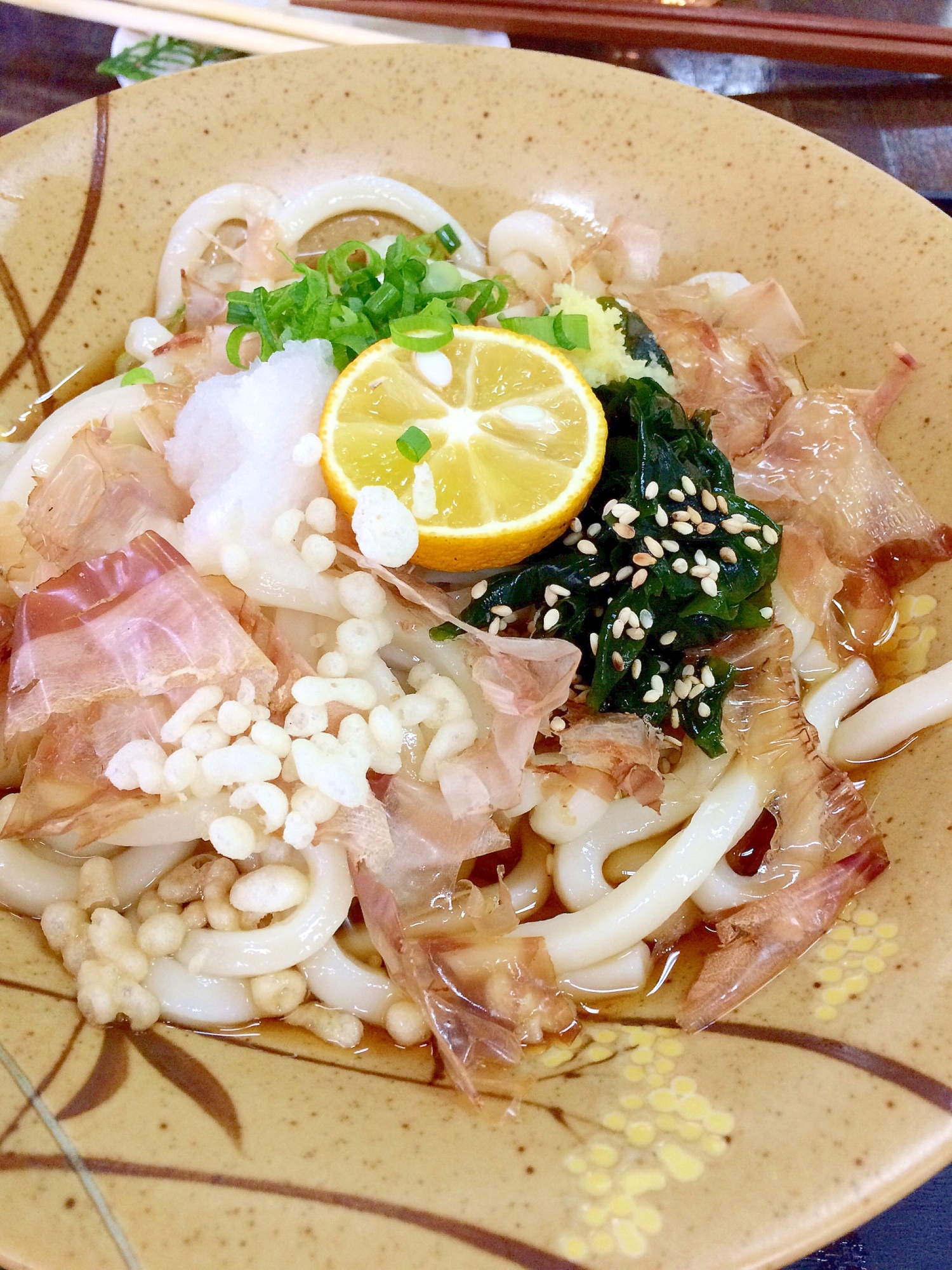 ぶっかけうどん、オカカかけ