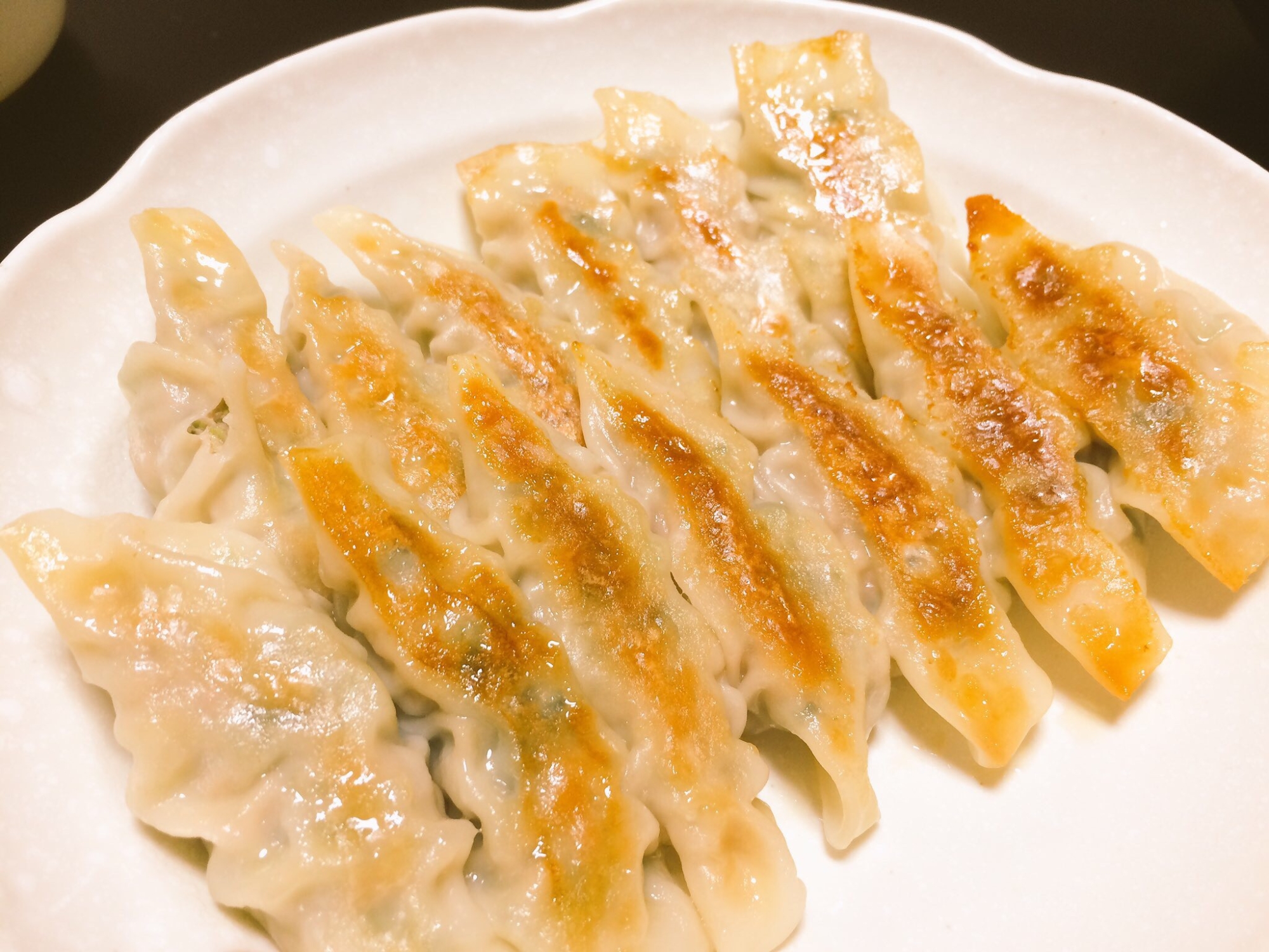 簡単でとっても美味しい餃子 レシピ 作り方 By ふわふわわたげ 楽天レシピ