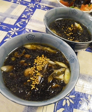 干し海老生姜紫菜スープ