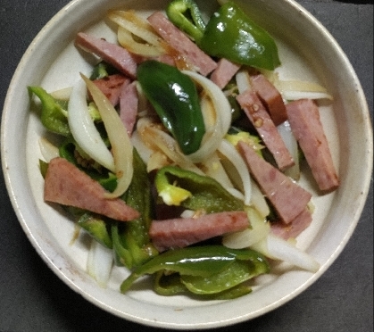 ギョニタマピー炒め