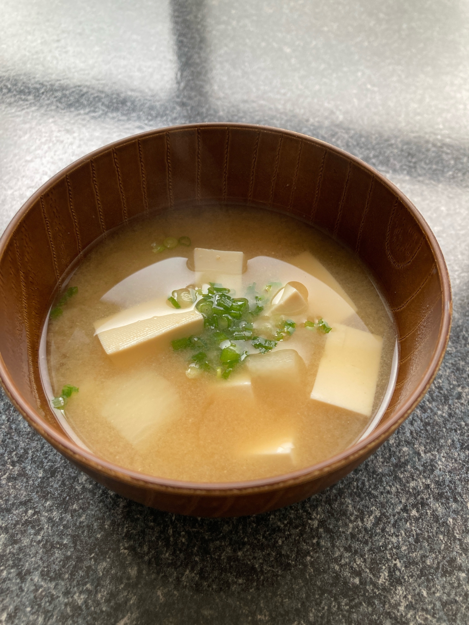 長芋と豆腐の味噌汁