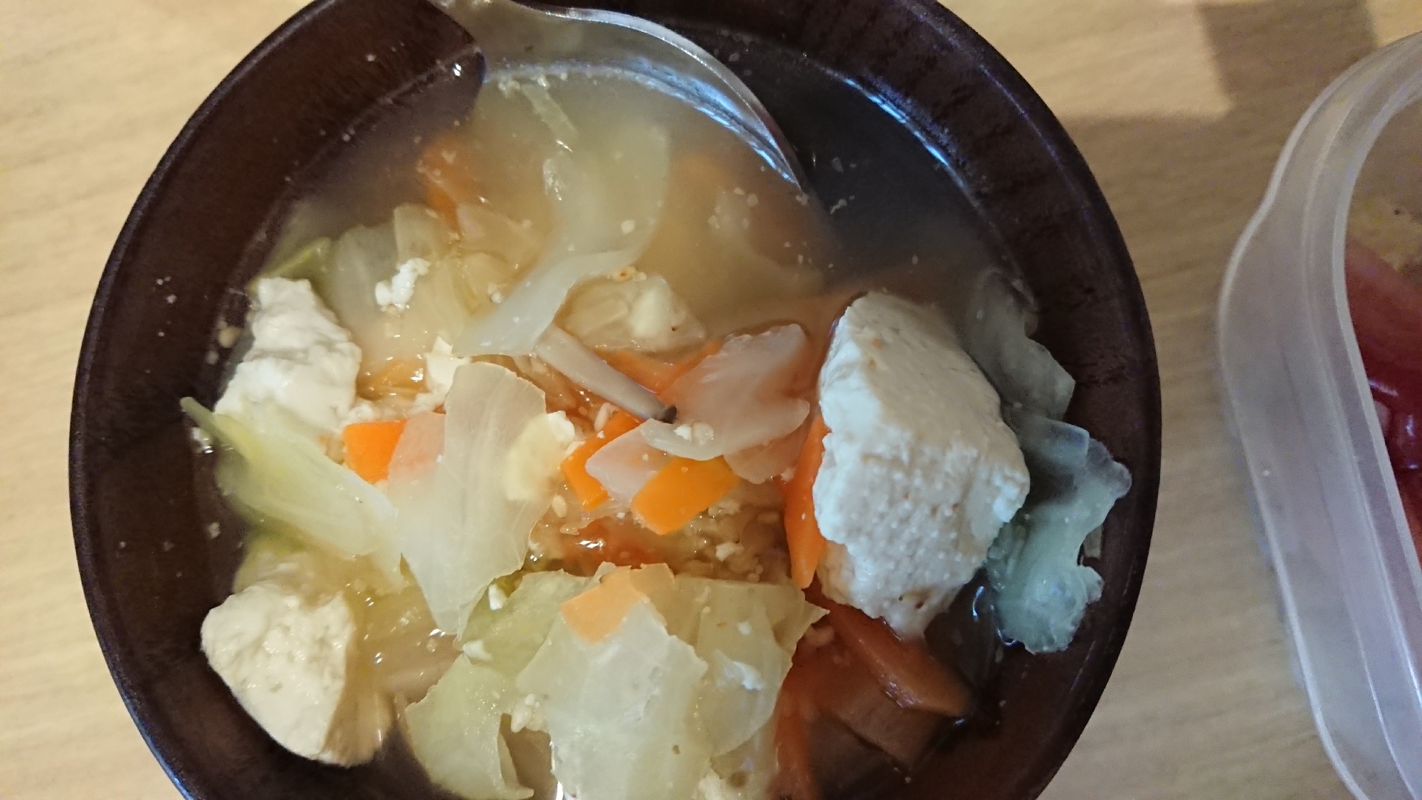キャベツ豆腐コンソメスープ