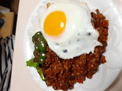 今まで作ったカレーの中でダントツNO,1で美味しかったです。彼も大絶賛でした！！素敵なレシピありがとうございます！
エリンギも入れて食感も楽しめました。