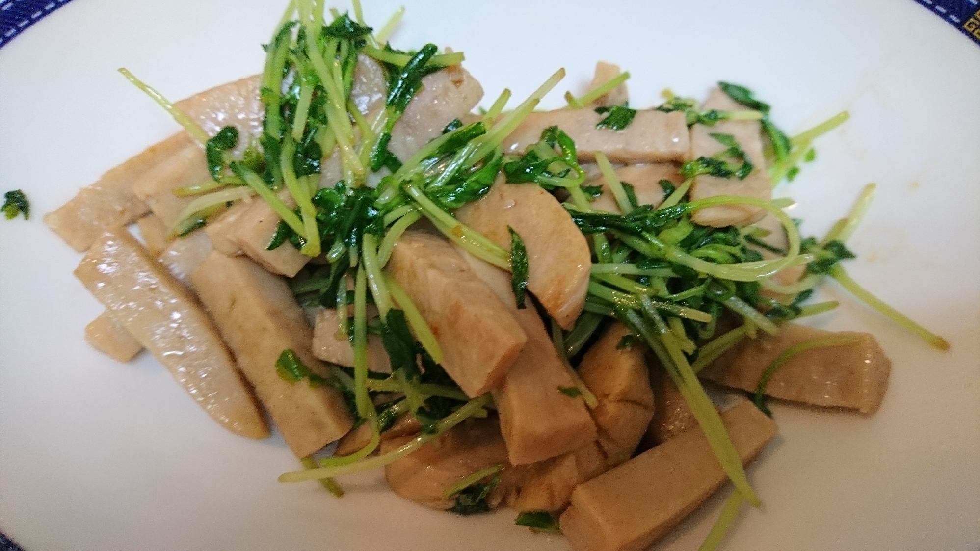 豆苗とソーセージ炒め レシピ 作り方 By Kumagoro 楽天レシピ 豆苗とソーセージ炒め レシピ 作り方 By Kumagoro 楽天レシピ