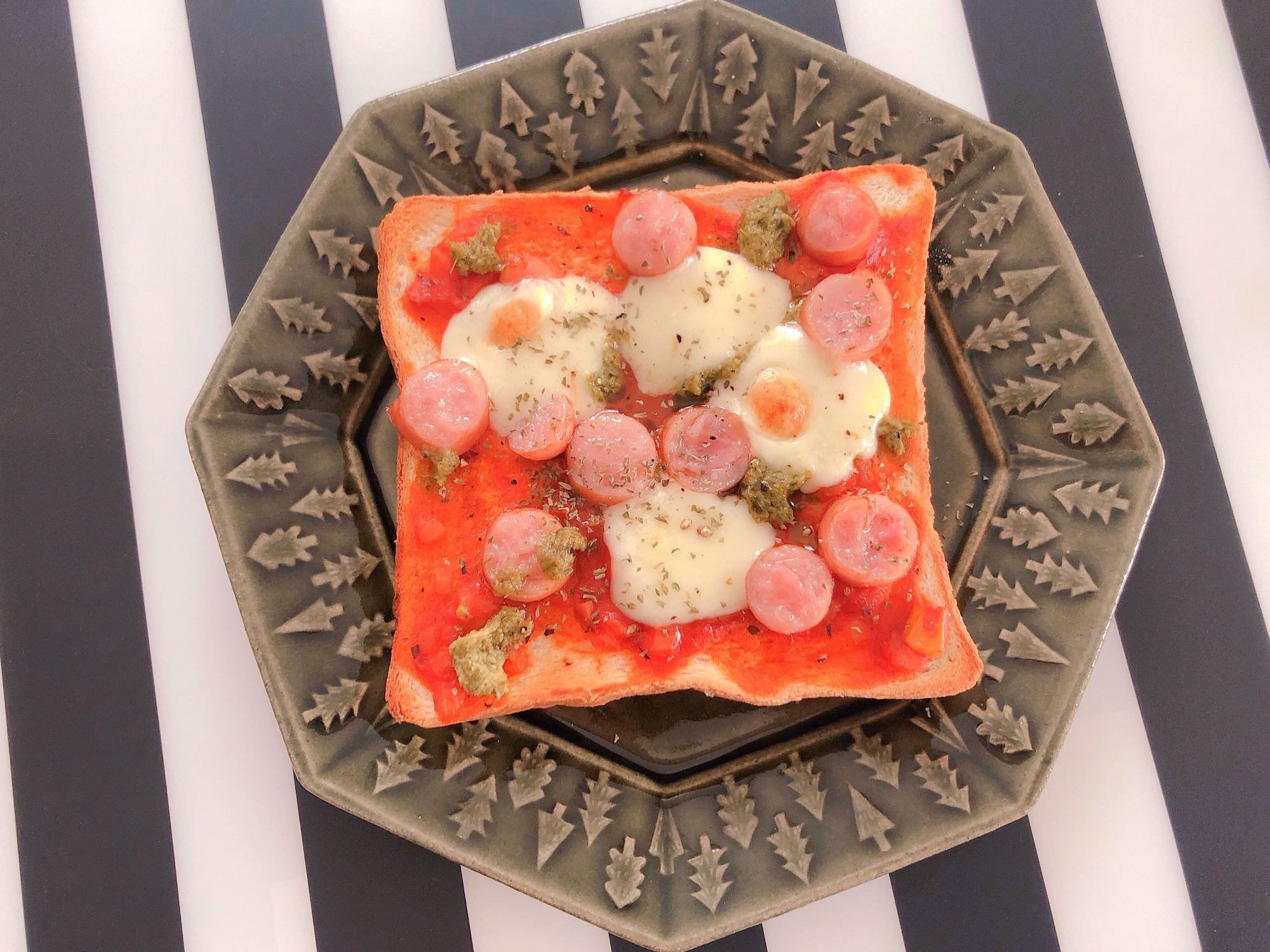 冷凍食パンでピザトースト