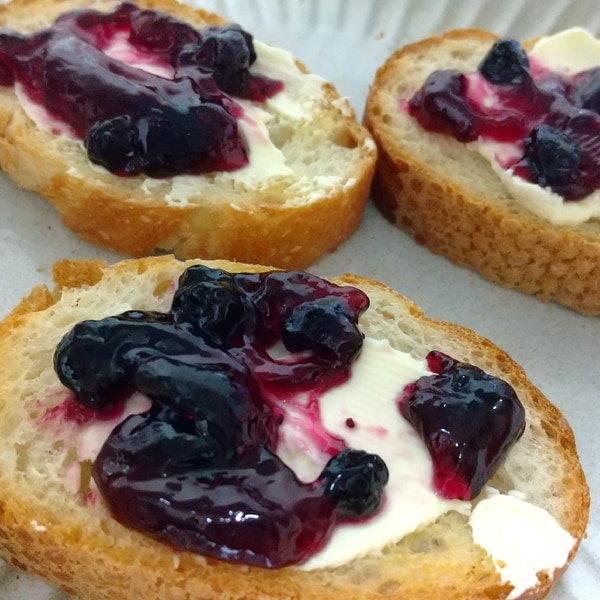 ブルーベリーとクリームチーズのバケット レシピ 作り方 By 124 楽天レシピ ブルーベリーとクリームチーズのバケット レシピ 作り方 By 124 楽天レシピ
